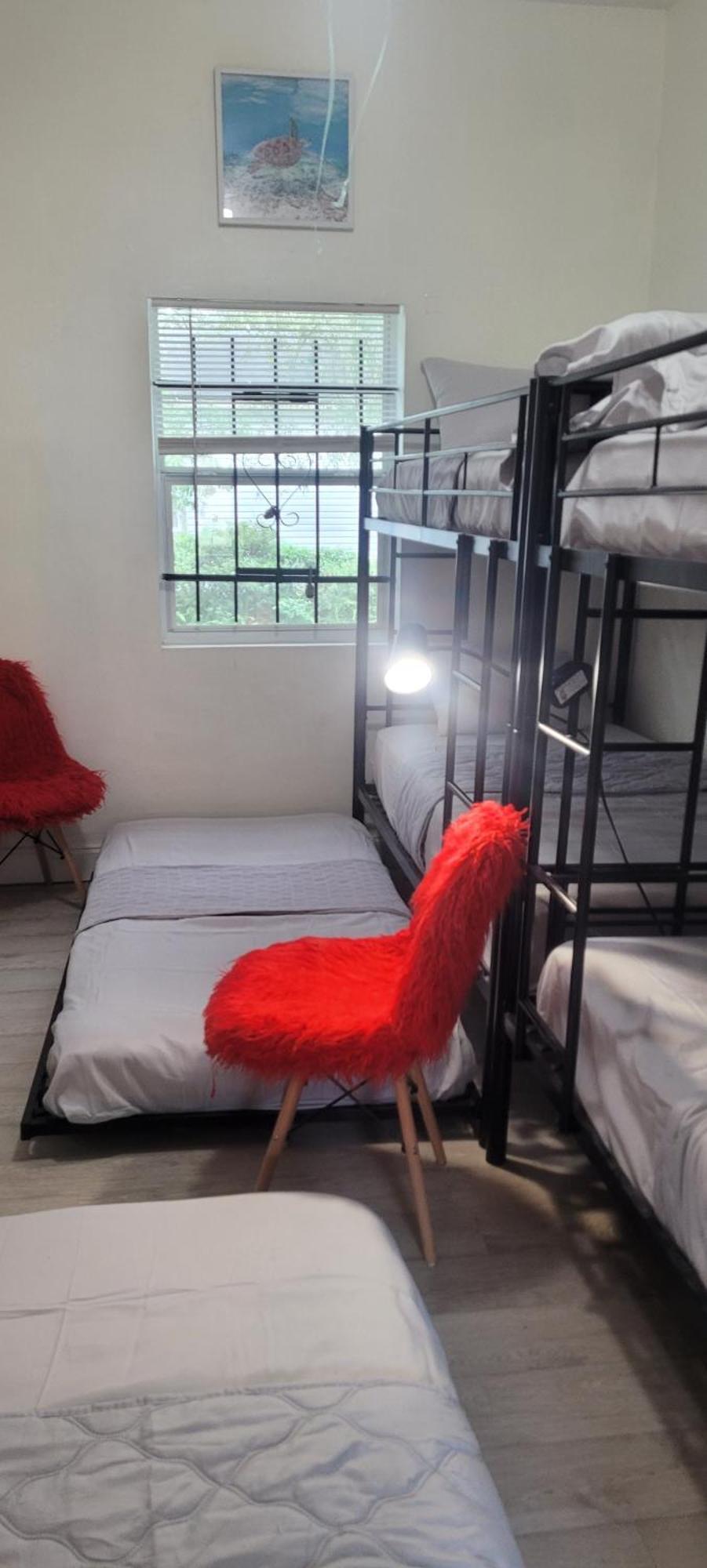 Large, Central, Lovely & Cozy 4Bed/2Bath - House By Everbank Stadium ג'קסונוויל מראה חיצוני תמונה