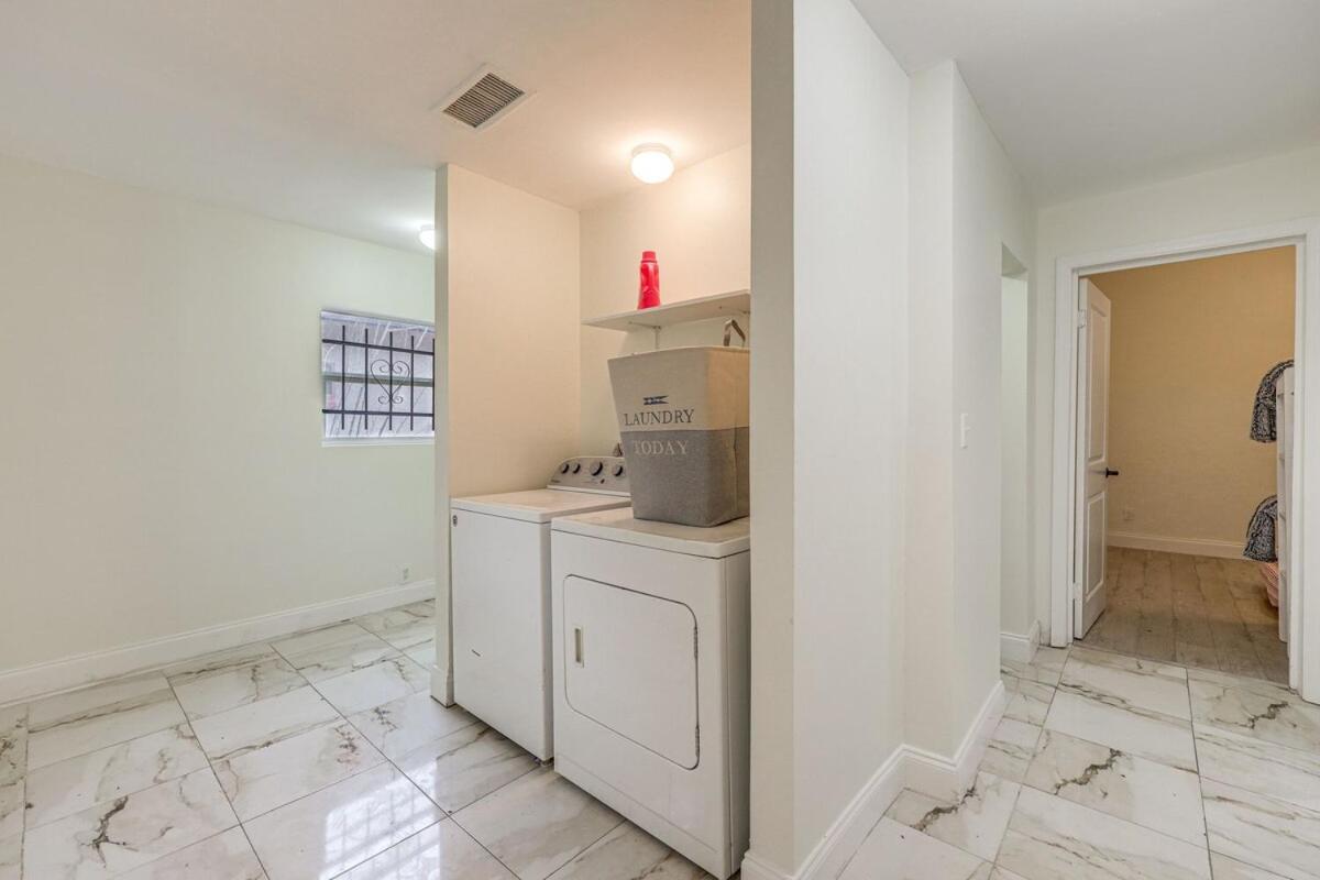 Large, Central, Lovely & Cozy 4Bed/2Bath - House By Everbank Stadium ג'קסונוויל מראה חיצוני תמונה