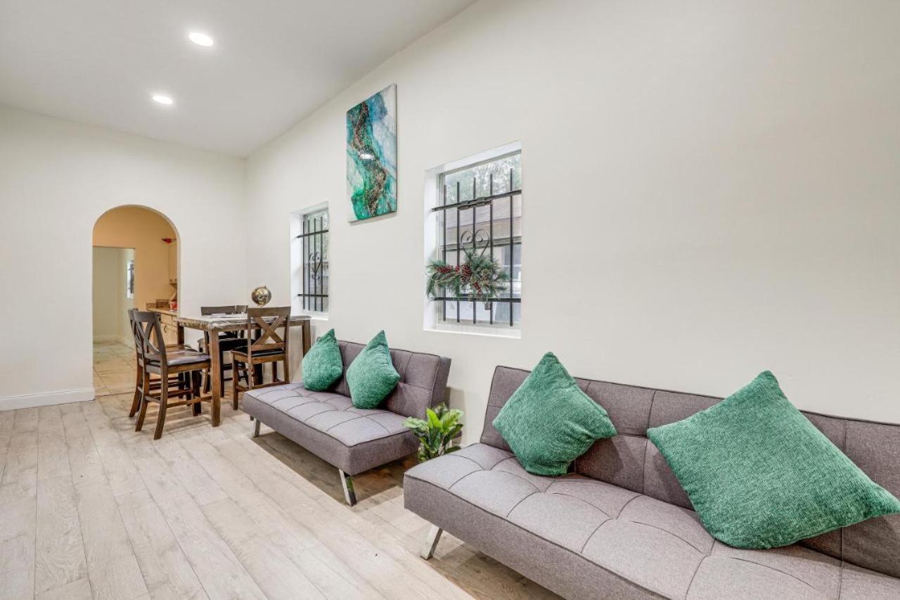 Large, Central, Lovely & Cozy 4Bed/2Bath - House By Everbank Stadium ג'קסונוויל מראה חיצוני תמונה
